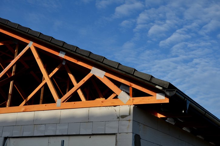 How to Install Low-Slope Commercial Roof in Orlando – Best Practices